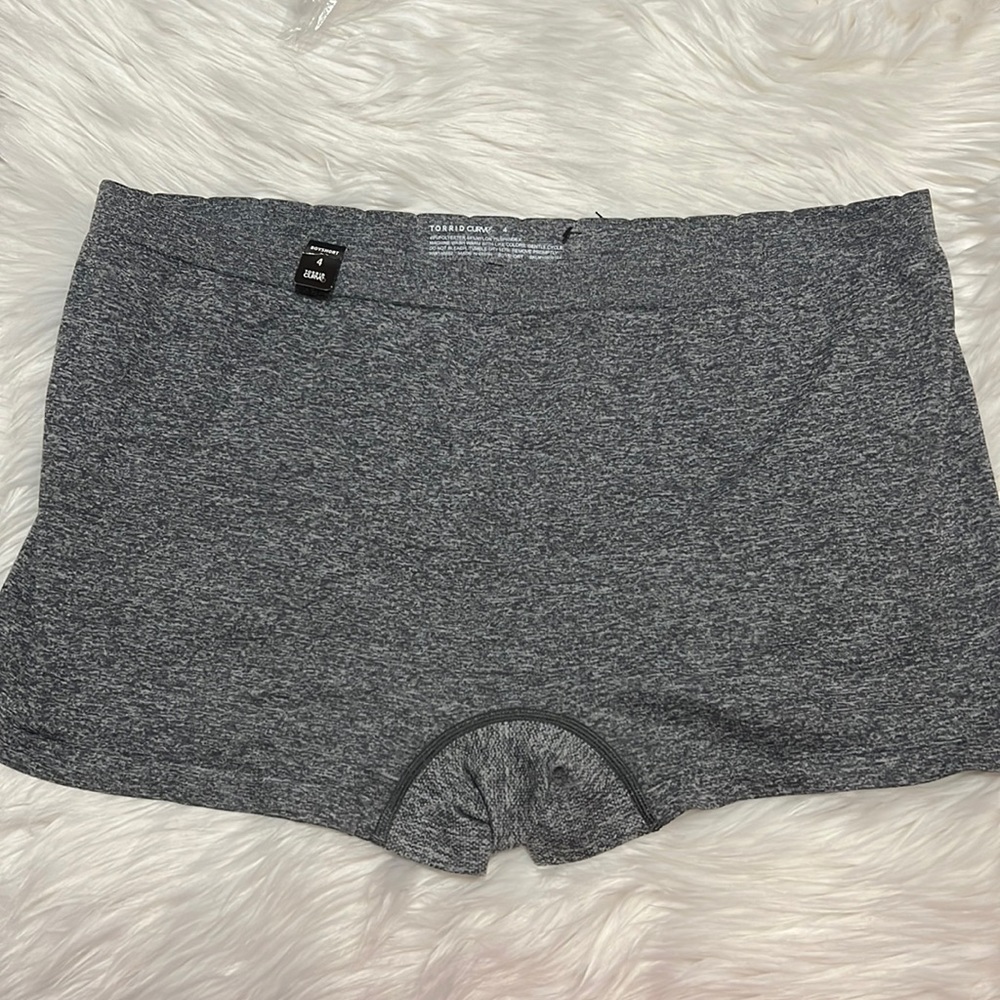 Torrid boyshort size 4